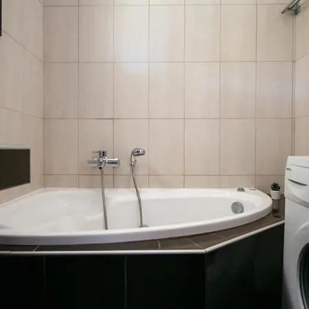 Thespis 1 Apartment *